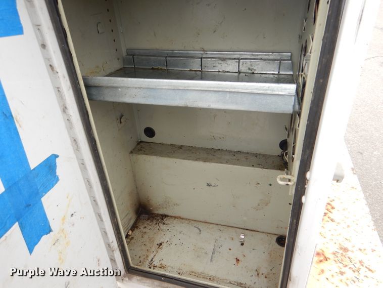 image for item DI2709 2008 Ford F250 Super Duty XL utility bed pickup truck