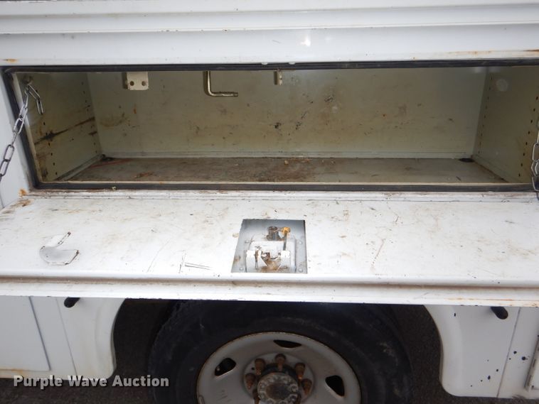 image for item DI2709 2008 Ford F250 Super Duty XL utility bed pickup truck