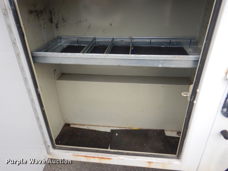 image for item DI2709 2008 Ford F250 Super Duty XL utility bed pickup truck