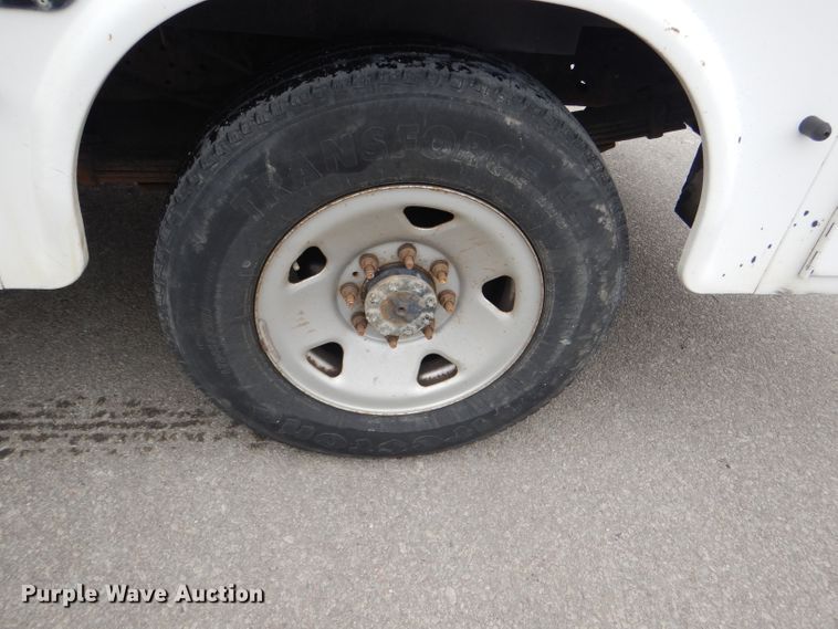 image for item DI2709 2008 Ford F250 Super Duty XL utility bed pickup truck