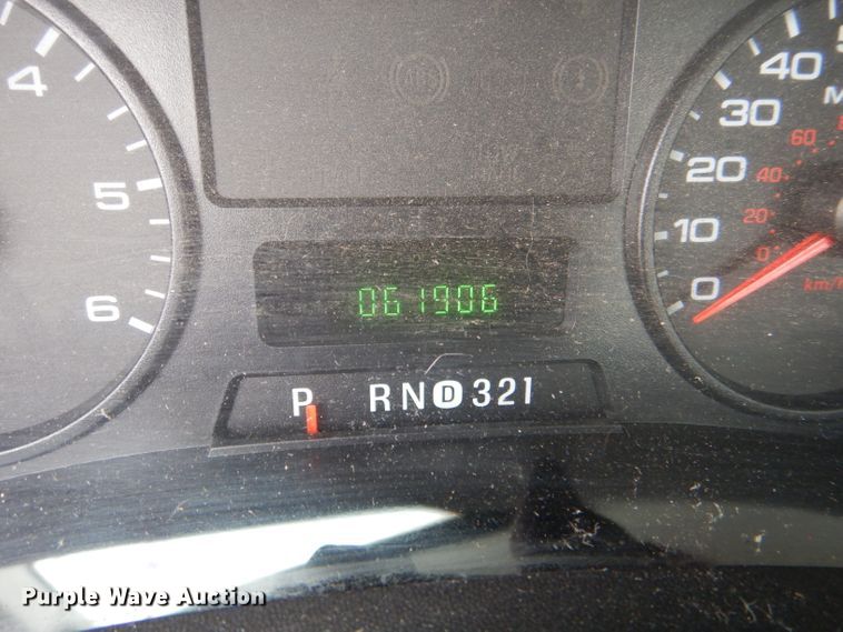 image for item DI2710 2007 Ford F250 Super Duty XL pickup truck