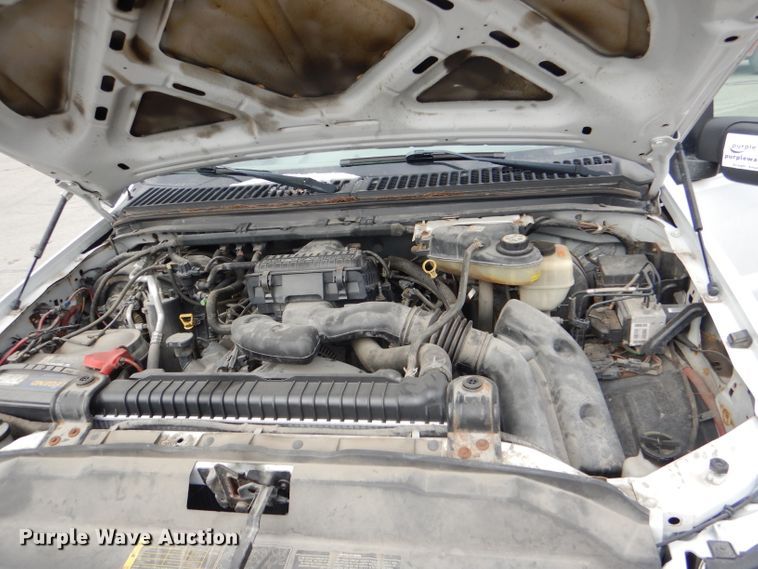 image for item DI2710 2007 Ford F250 Super Duty XL pickup truck