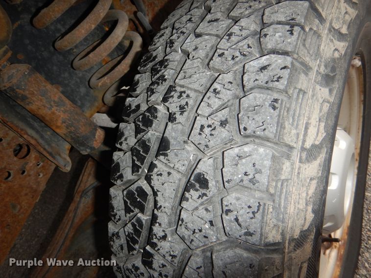 image for item DI2710 2007 Ford F250 Super Duty XL pickup truck