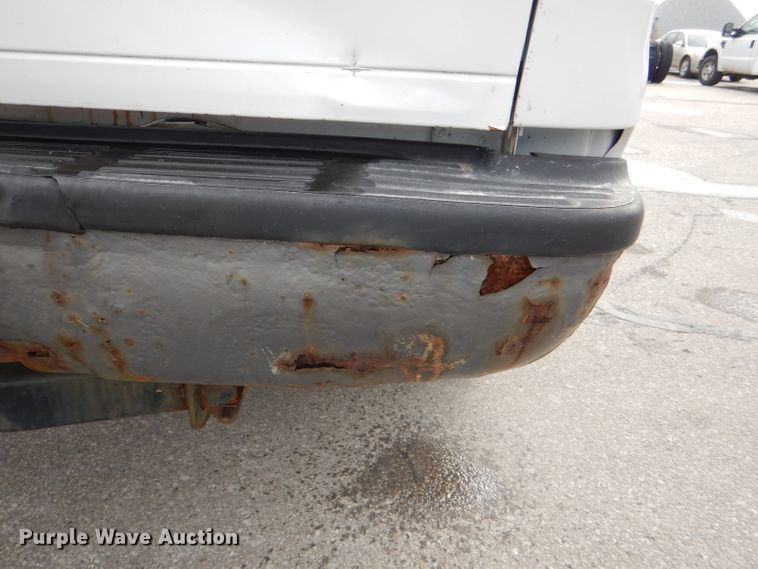 image for item DI2710 2007 Ford F250 Super Duty XL pickup truck