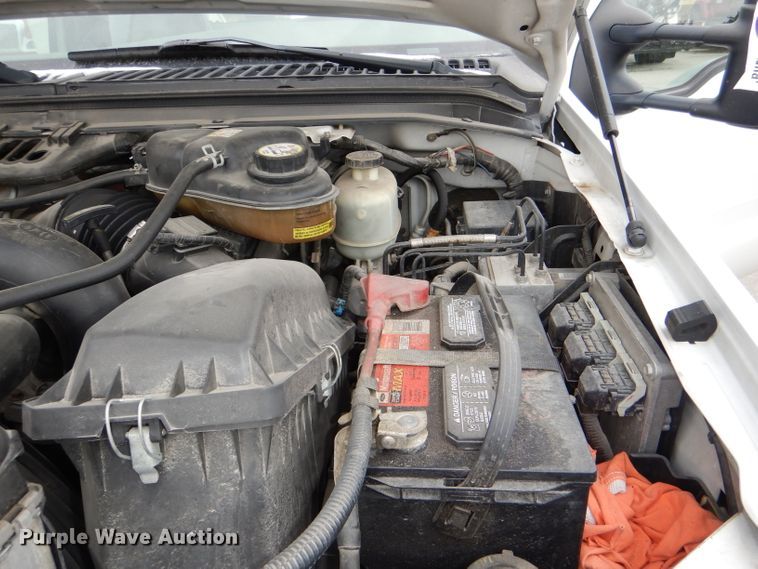 image for item DI2717 2006 Ford F550 Super Duty XL utility truck with crane