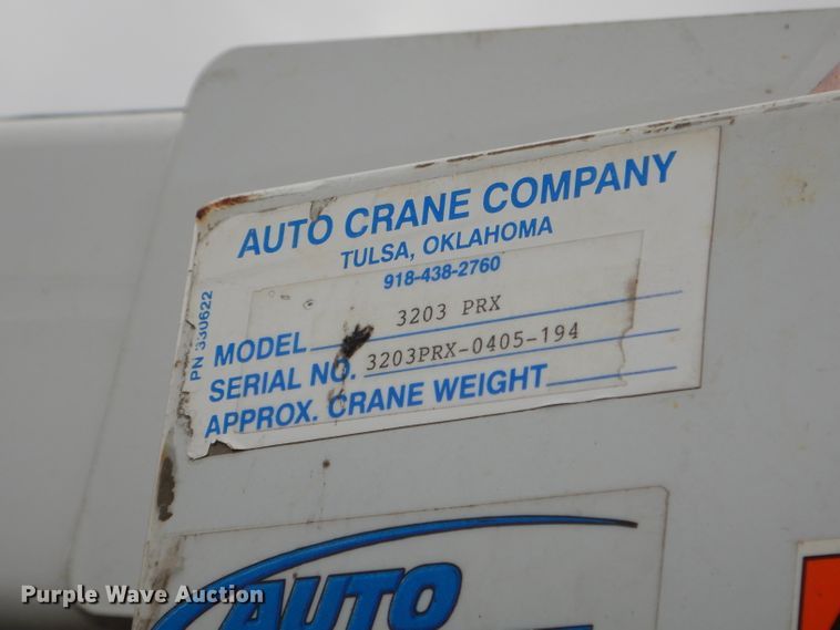 image for item DI2717 2006 Ford F550 Super Duty XL utility truck with crane