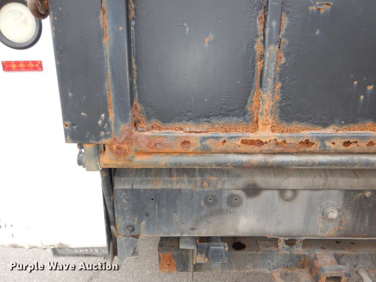 image for item DI2717 2006 Ford F550 Super Duty XL utility truck with crane