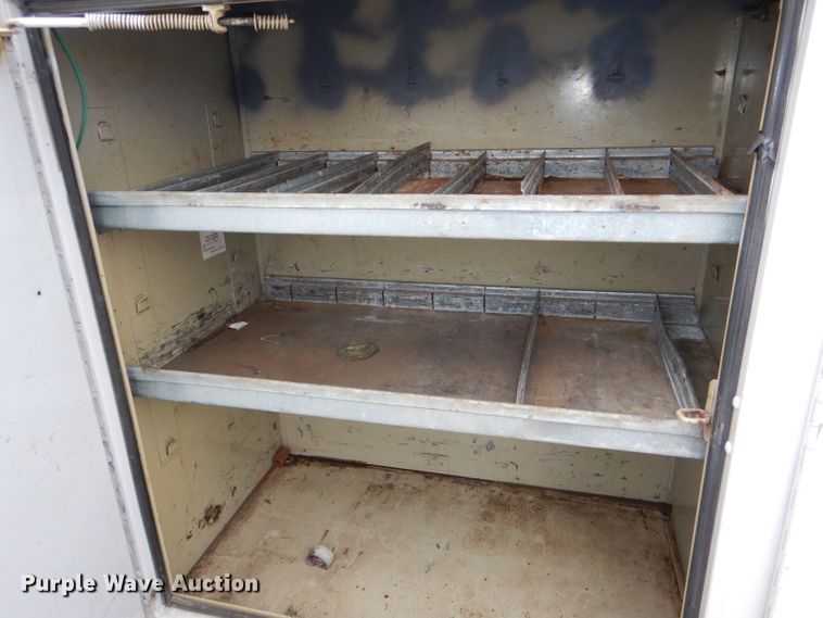 image for item DI2717 2006 Ford F550 Super Duty XL utility truck with crane