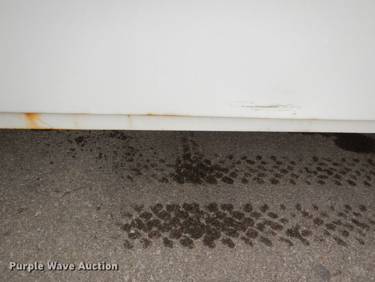 image for item DI2717 2006 Ford F550 Super Duty XL utility truck with crane