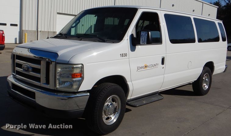 image for item DI2721 2008 Ford E350 Super Duty XLT van