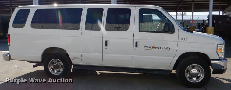 image for item DI2721 2008 Ford E350 Super Duty XLT van