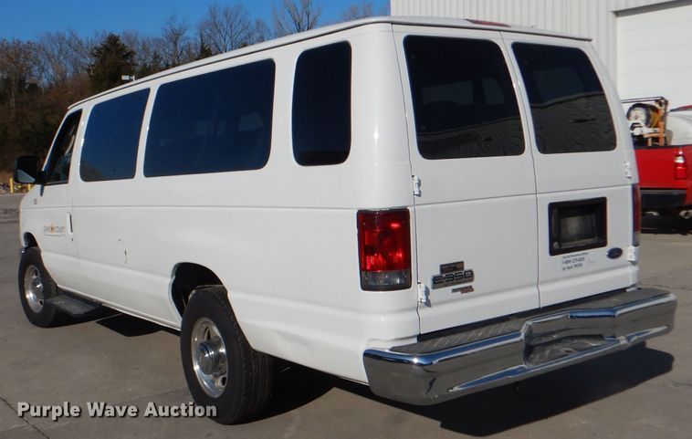 image for item DI2721 2008 Ford E350 Super Duty XLT van