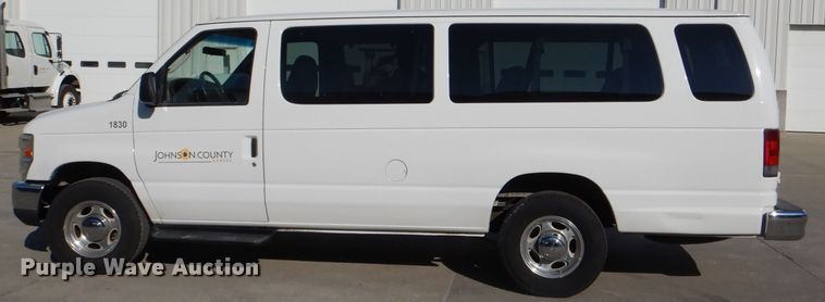 image for item DI2721 2008 Ford E350 Super Duty XLT van