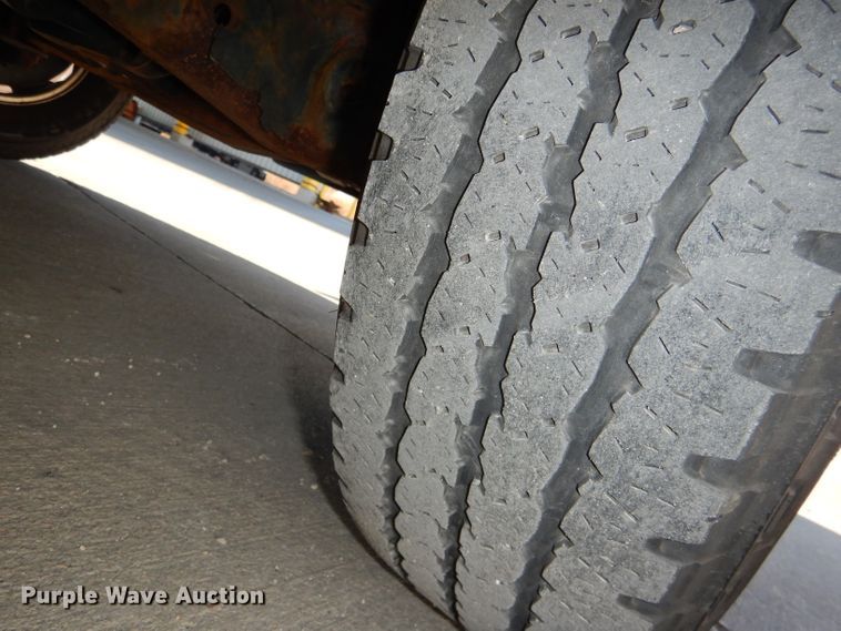 image for item DI2721 2008 Ford E350 Super Duty XLT van