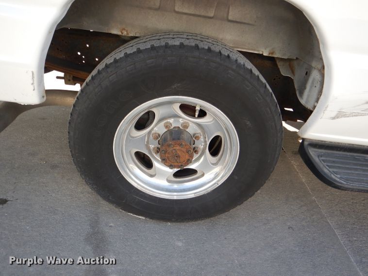 image for item DI2721 2008 Ford E350 Super Duty XLT van