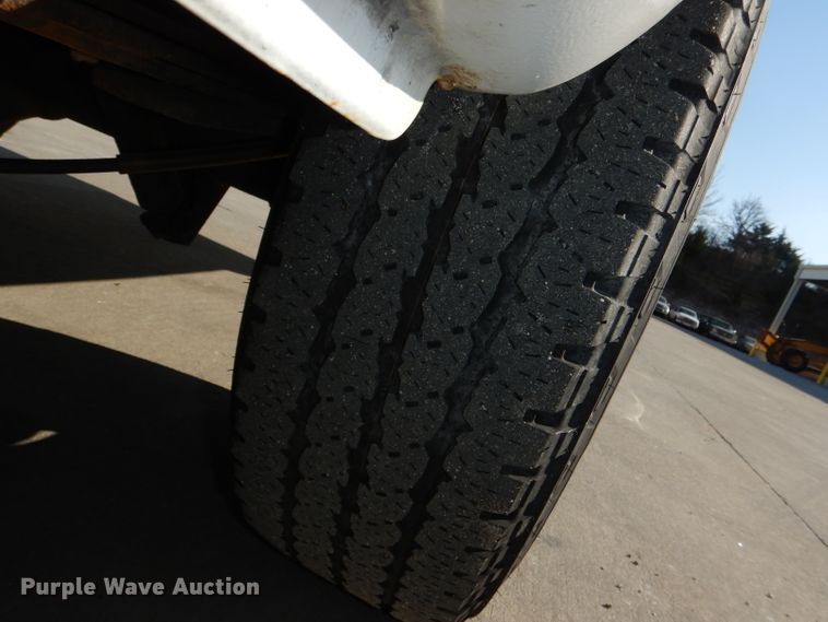 image for item DI2721 2008 Ford E350 Super Duty XLT van