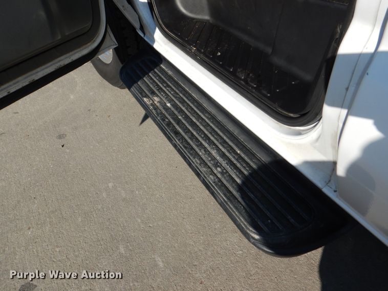 image for item DI2721 2008 Ford E350 Super Duty XLT van