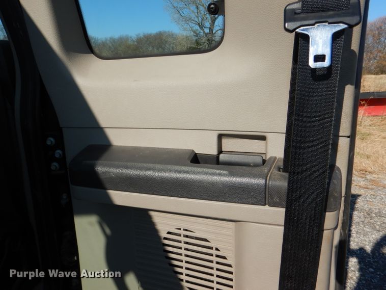 image for item DI2722 2009 Ford F250 Super Duty XL SuperCab pickup truck