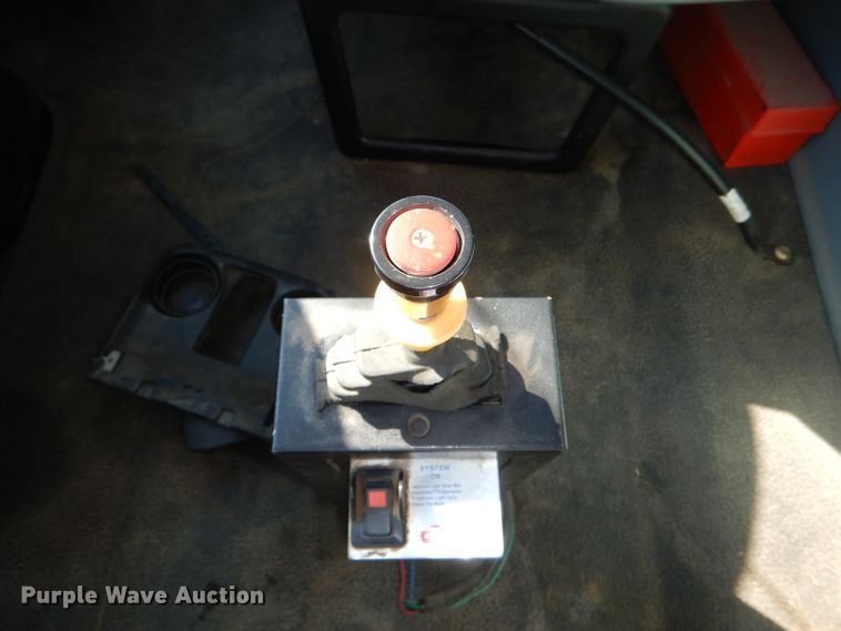 image for item DI2723 2004 International 7400 dump truck