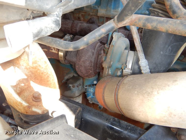 image for item DI2723 2004 International 7400 dump truck