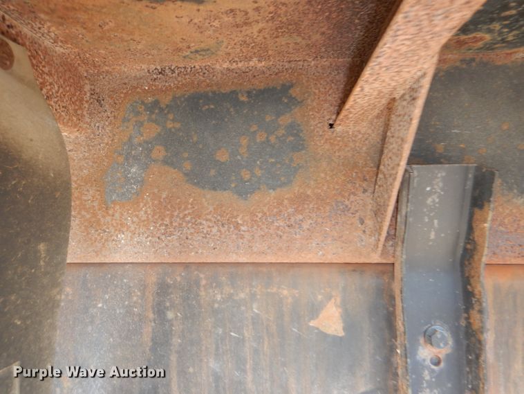 image for item DI2723 2004 International 7400 dump truck