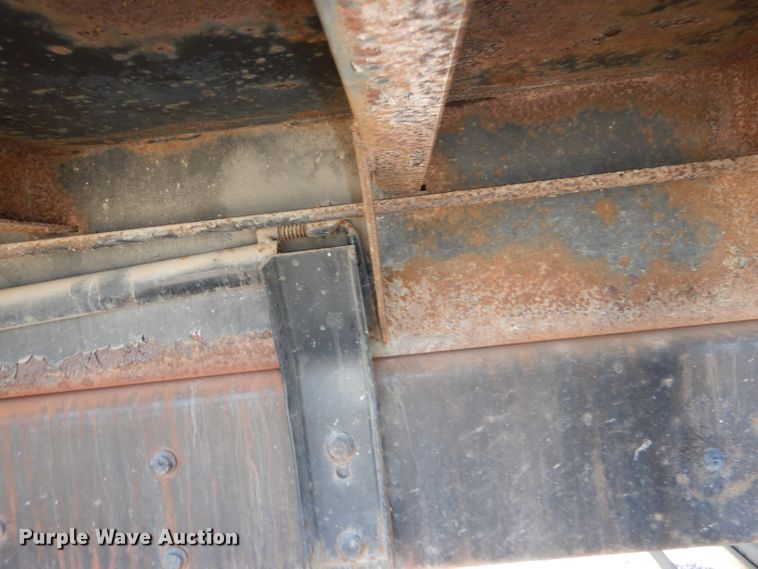 image for item DI2723 2004 International 7400 dump truck