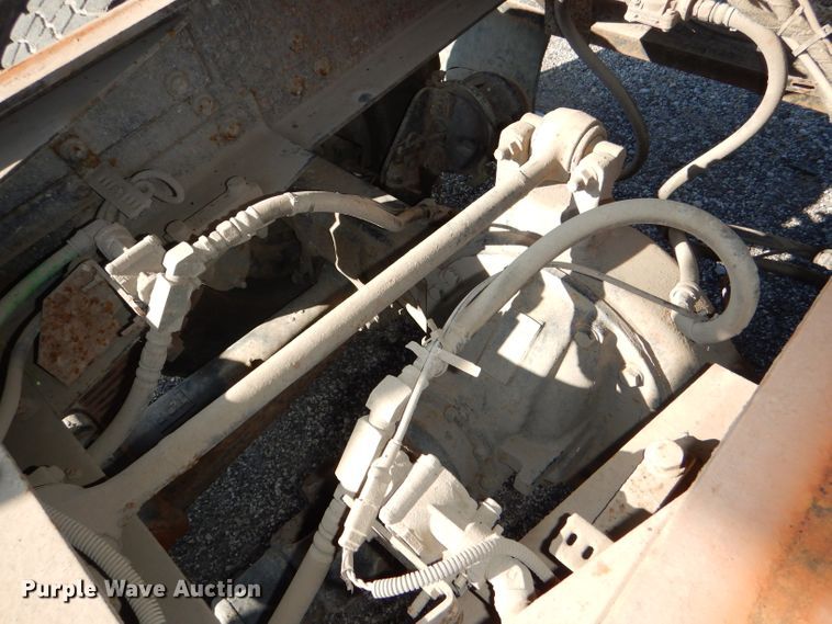 image for item DI2723 2004 International 7400 dump truck