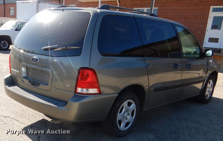 image for item DI2737 2006 Ford Freestar SE van