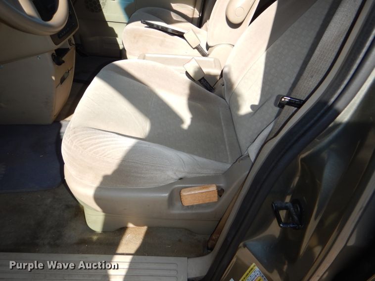 image for item DI2737 2006 Ford Freestar SE van