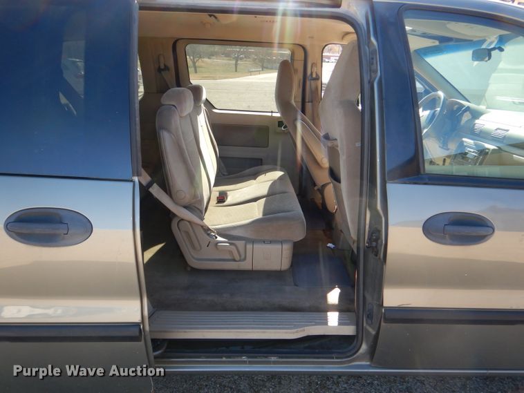 image for item DI2737 2006 Ford Freestar SE van