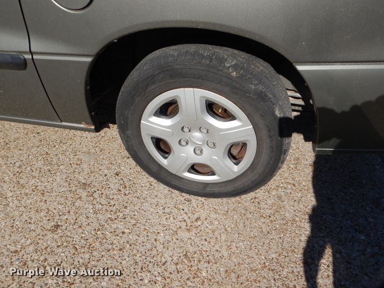 image for item DI2737 2006 Ford Freestar SE van