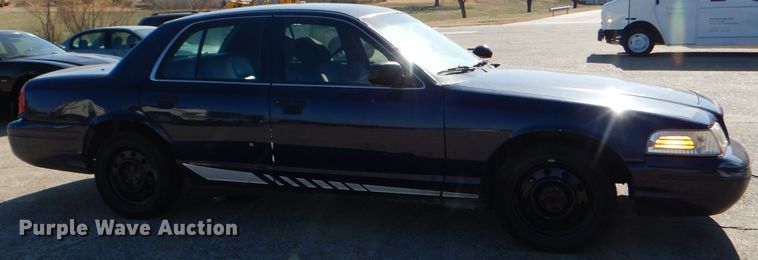 image for item DI2740 2011 Ford Crown Victoria Police Interceptor