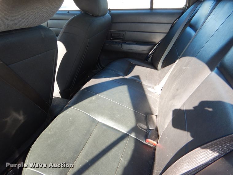 image for item DI2740 2011 Ford Crown Victoria Police Interceptor