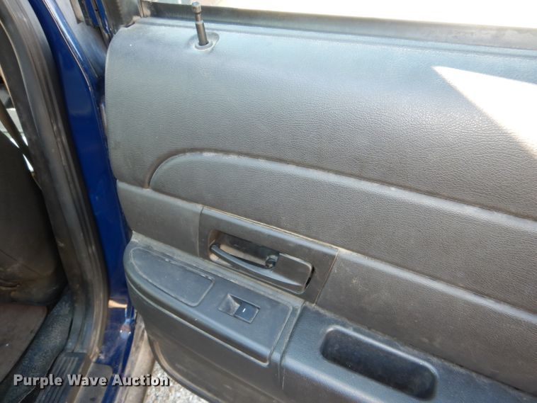 image for item DI2740 2011 Ford Crown Victoria Police Interceptor