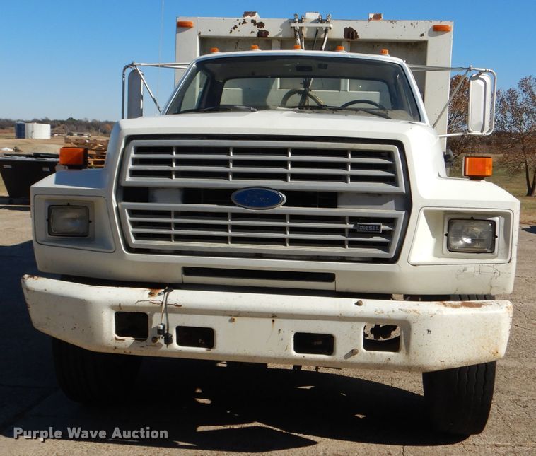 image for item DI2741 1991 Ford F700 refuse truck