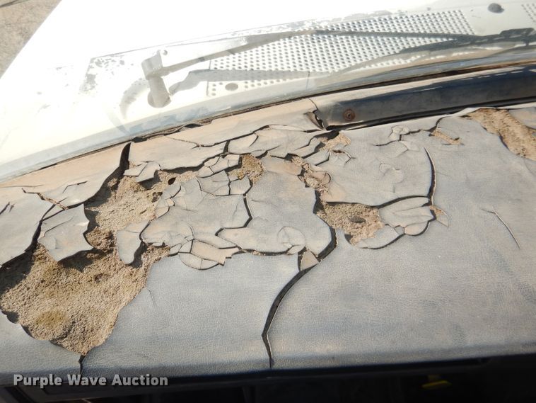 image for item DI2741 1991 Ford F700 refuse truck