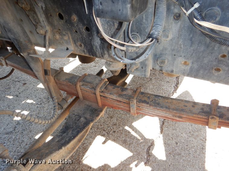 image for item DI2741 1991 Ford F700 refuse truck