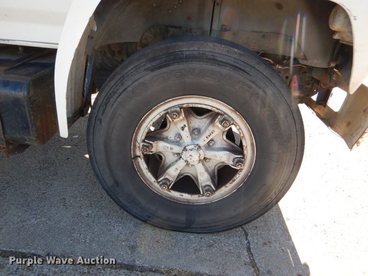 image for item DI2741 1991 Ford F700 refuse truck