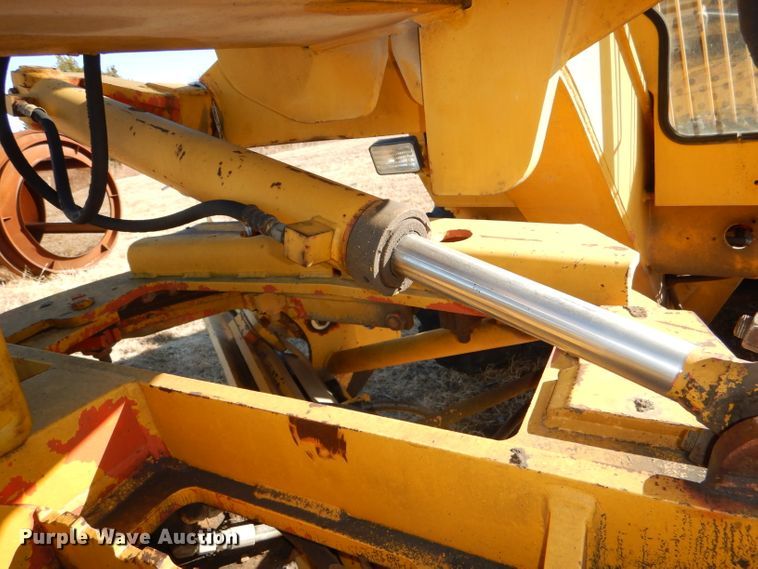 image for item DI2743 1971 Galion A400E motor grader