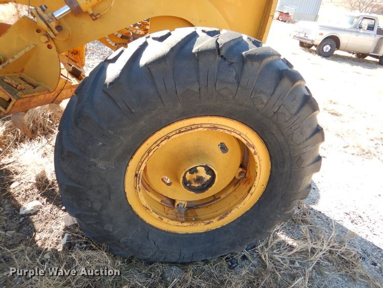 image for item DI2743 1971 Galion A400E motor grader