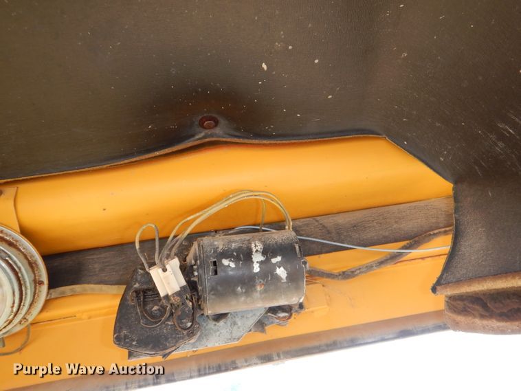 image for item DI2743 1971 Galion A400E motor grader