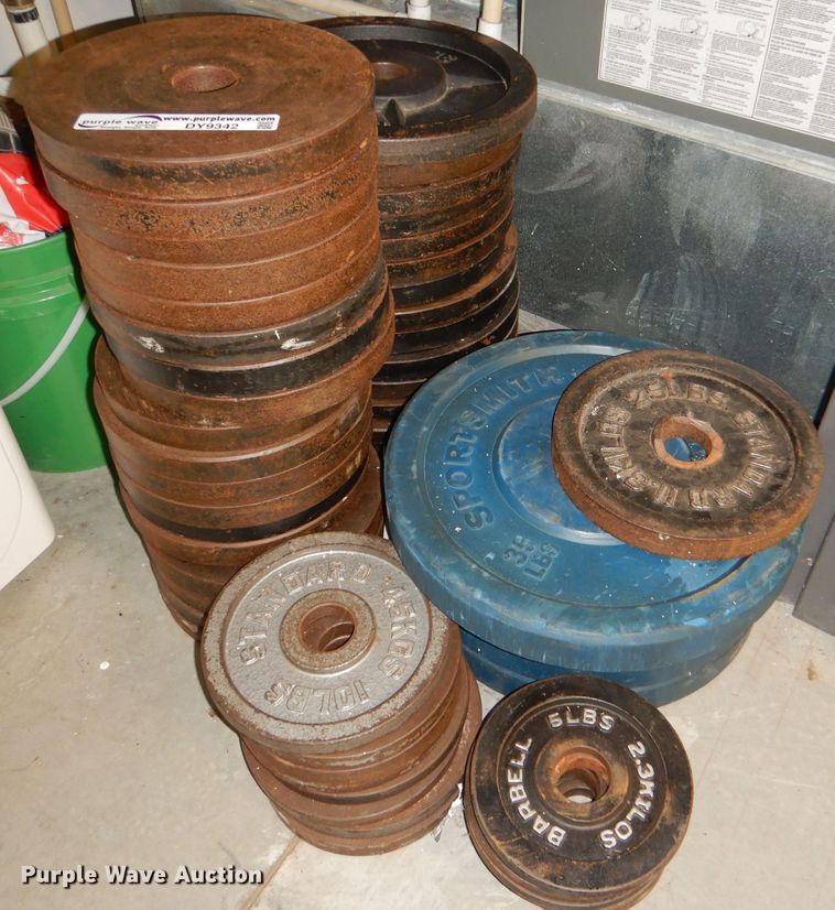 image for item DY9342 (52) weight plates