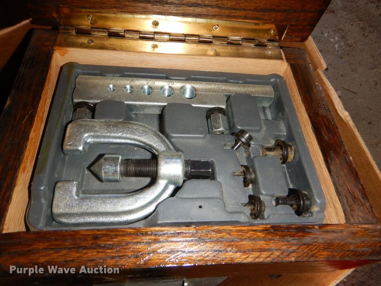 image for item DY9352 Tools