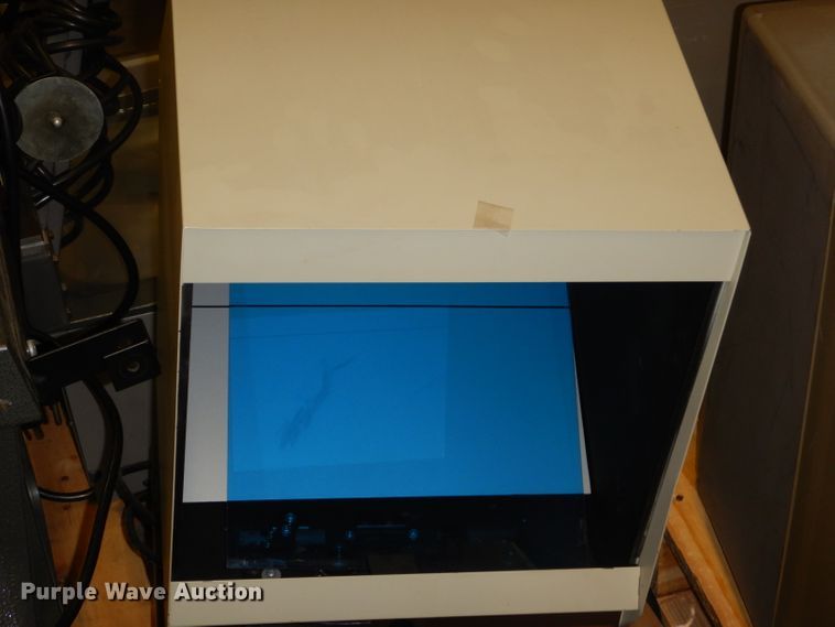 image for item DY9365 Electronics