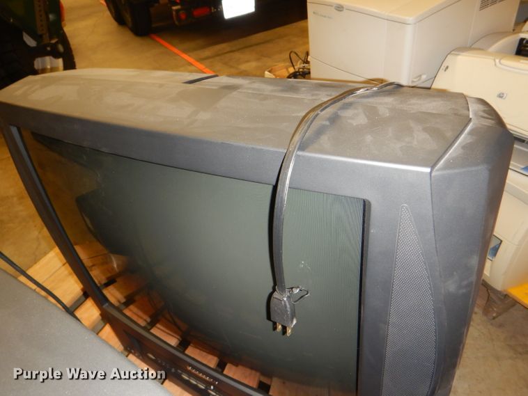 image for item DY9367 (6) televisions