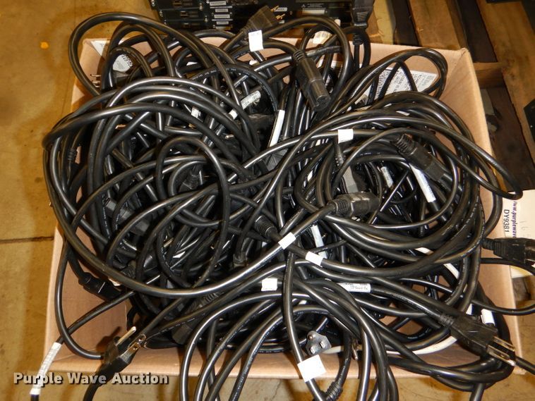 image for item DY9370 (9) Cisco WSC-2960S-48FPS-L 48-port switches