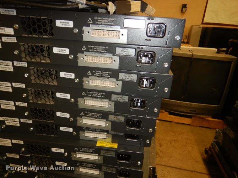image for item DY9378 (19) Cisco WSC-2960S-48TS 48-port switches
