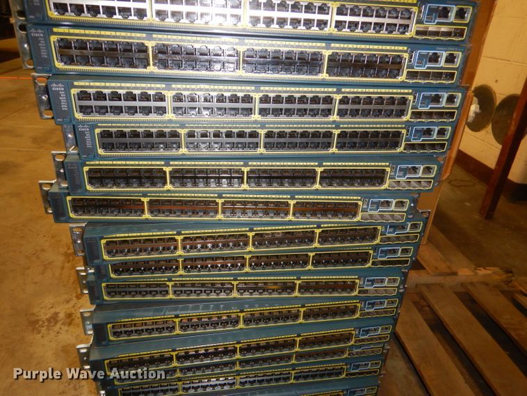 image for item DY9378 (19) Cisco WSC-2960S-48TS 48-port switches