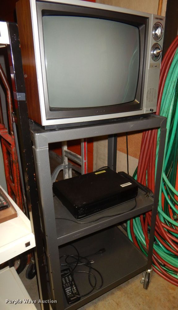 image for item DY9383 Electronics