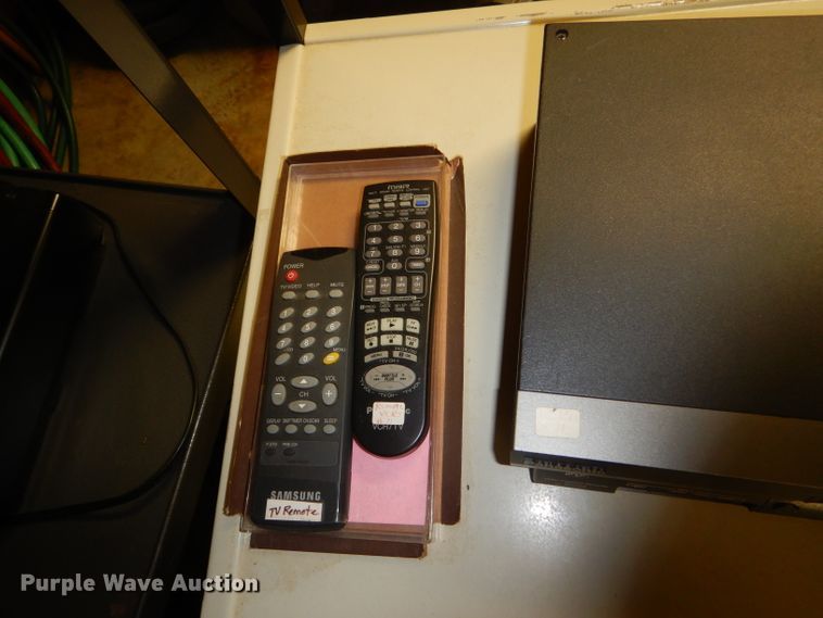 image for item DY9383 Electronics